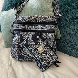 Vera Bradley blue paisley messenger bag